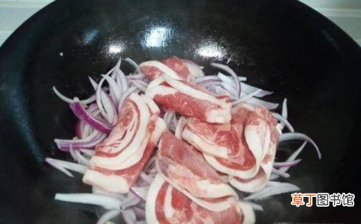 圆葱炒羊肉卷的做法