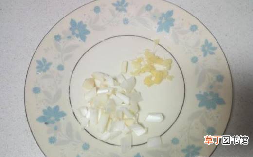 圆葱炒羊肉卷的做法