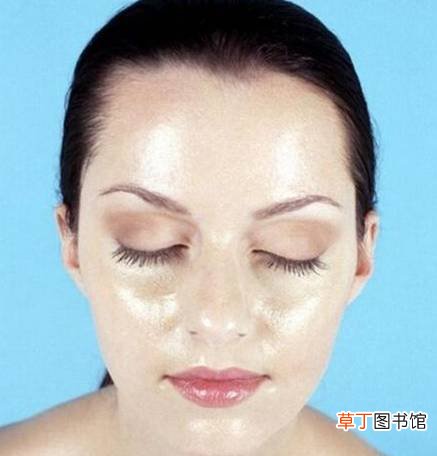 皮肤容易出油怎么调理