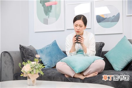 甲亢如何摸脖子