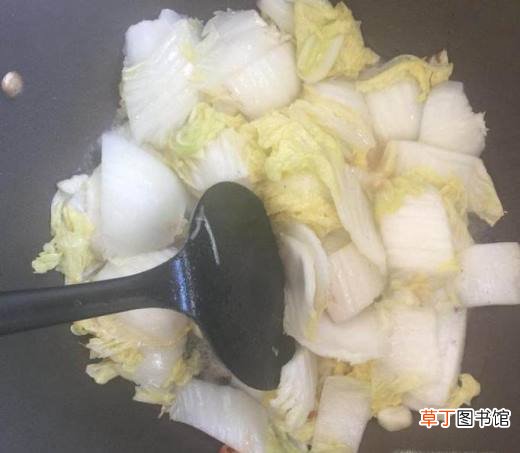 如何做酸辣白菜好吃？