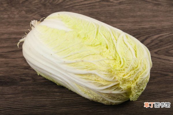 大白菜发黑还能吃吗？白菜表面发生了腐烂还能再食用吗