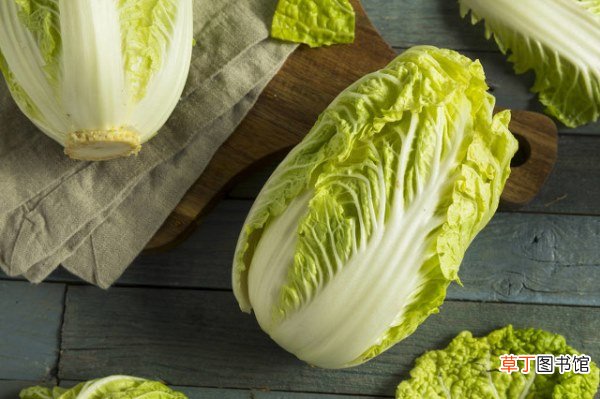 大白菜发黑还能吃吗？白菜表面发生了腐烂还能再食用吗