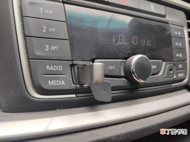 怎么下载歌曲到u盘里面 怎么下载歌曲到u盘里