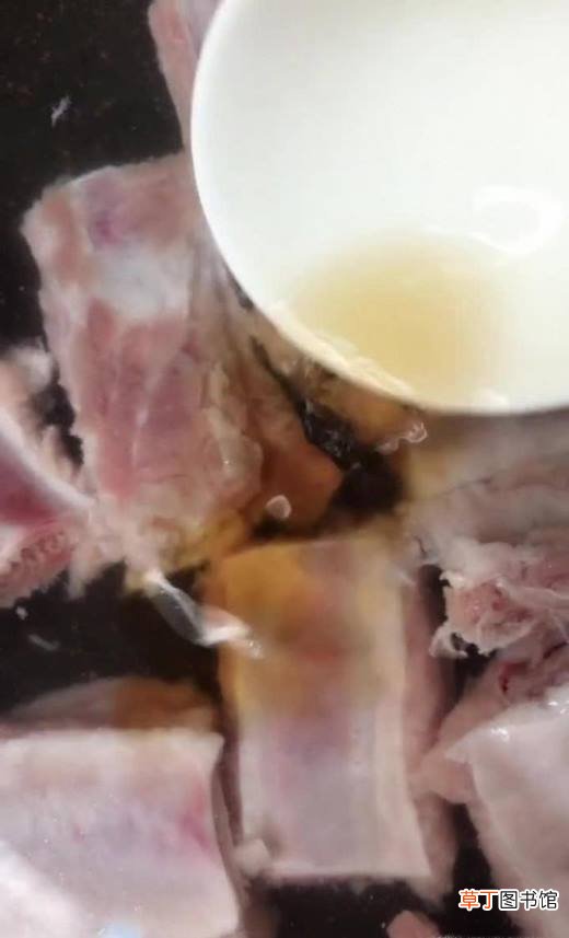 如何做红烧排骨好吃？