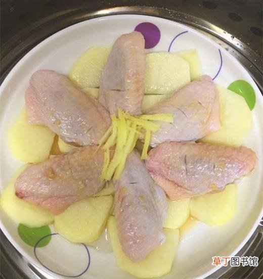 腐乳土豆鸡翅的家常做法