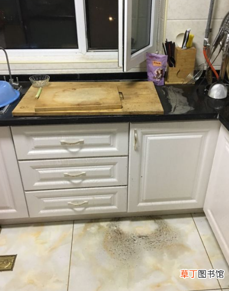 高层下雨不关窗进水吗