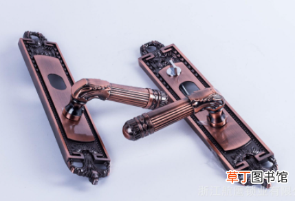 防盗门手柄断了怎么更换
