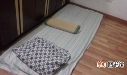 打地铺怎么防潮