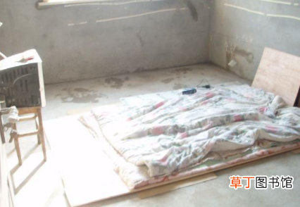 打地铺怎么防潮