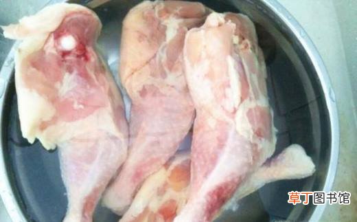 美味的鸡腿土豆盖饭怎么做？