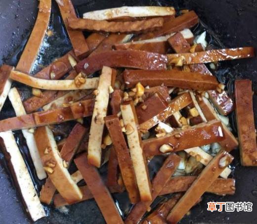 如何做香干炒肉好吃？