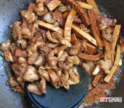如何做香干炒肉好吃？