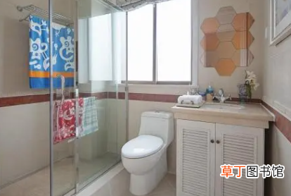 玻璃柜怎么擦干净
