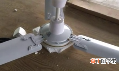 吊扇响声大怎么修理