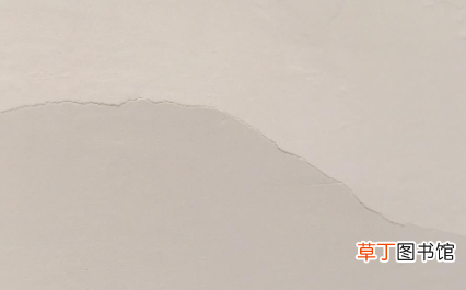 刚刮的腻子怎么会裂缝