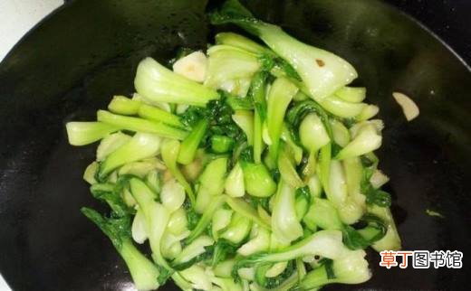鸡肝扒油菜的家常做法