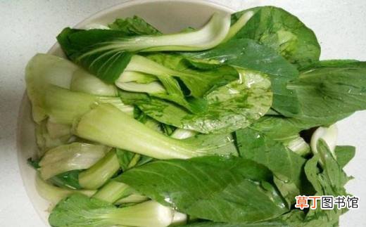 鸡肝扒油菜的家常做法
