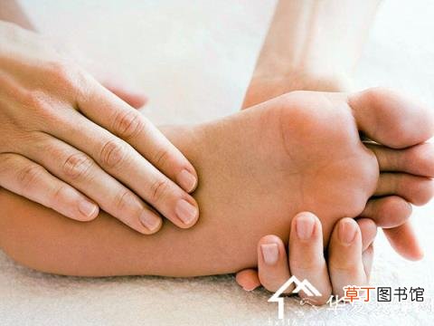 脚底发热是什么原因-为什么会脚底发热