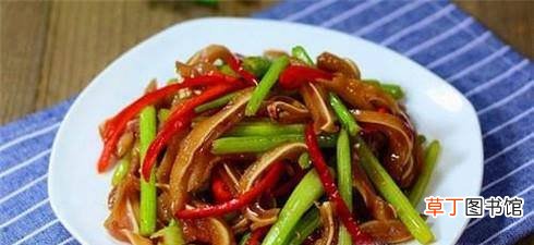 如何炒猪耳朵吃