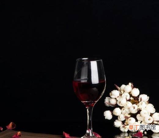 红酒应该怎么喝