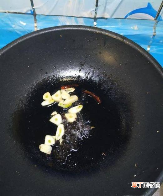 怎样做美味的豆豉香菇炒花菜？
