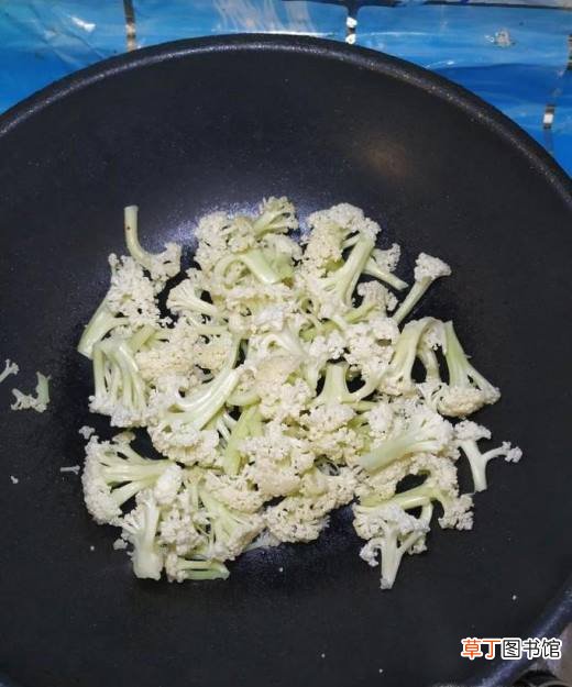 怎样做美味的豆豉香菇炒花菜？