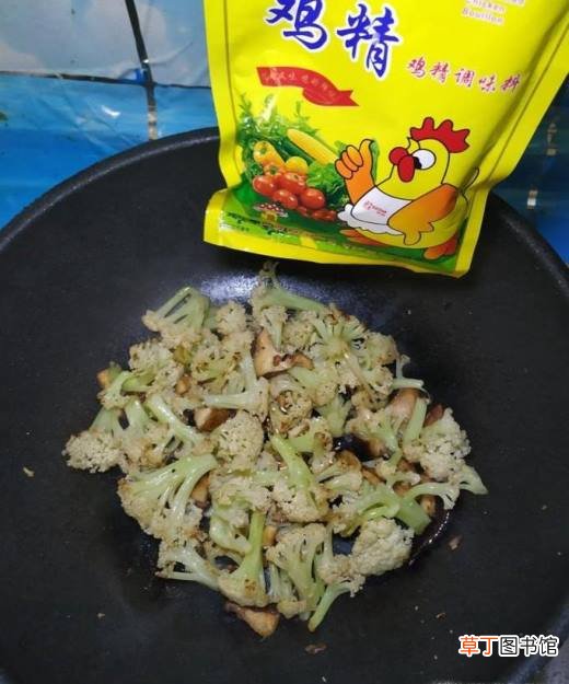 怎样做美味的豆豉香菇炒花菜？