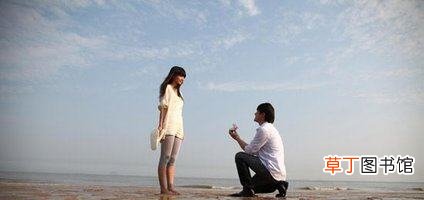 男女结婚戒指的正确戴法 结婚为什么戴戒指