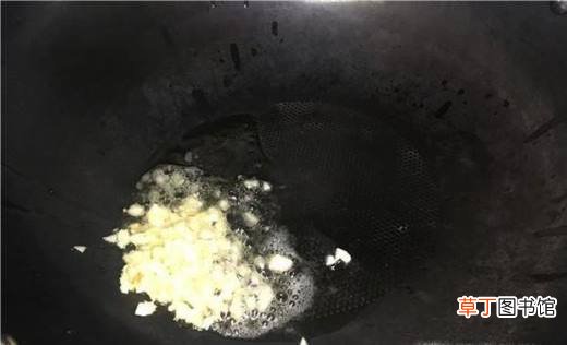 蒜蓉手撕包菜怎样做好吃呢？
