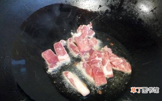 肉片口蘑炒青椒的家常做法