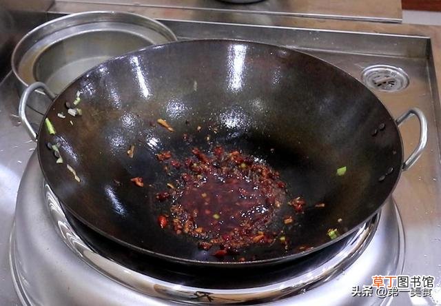 宫保鸡丁怎么做才好吃 宫保鸡丁如何做才美味