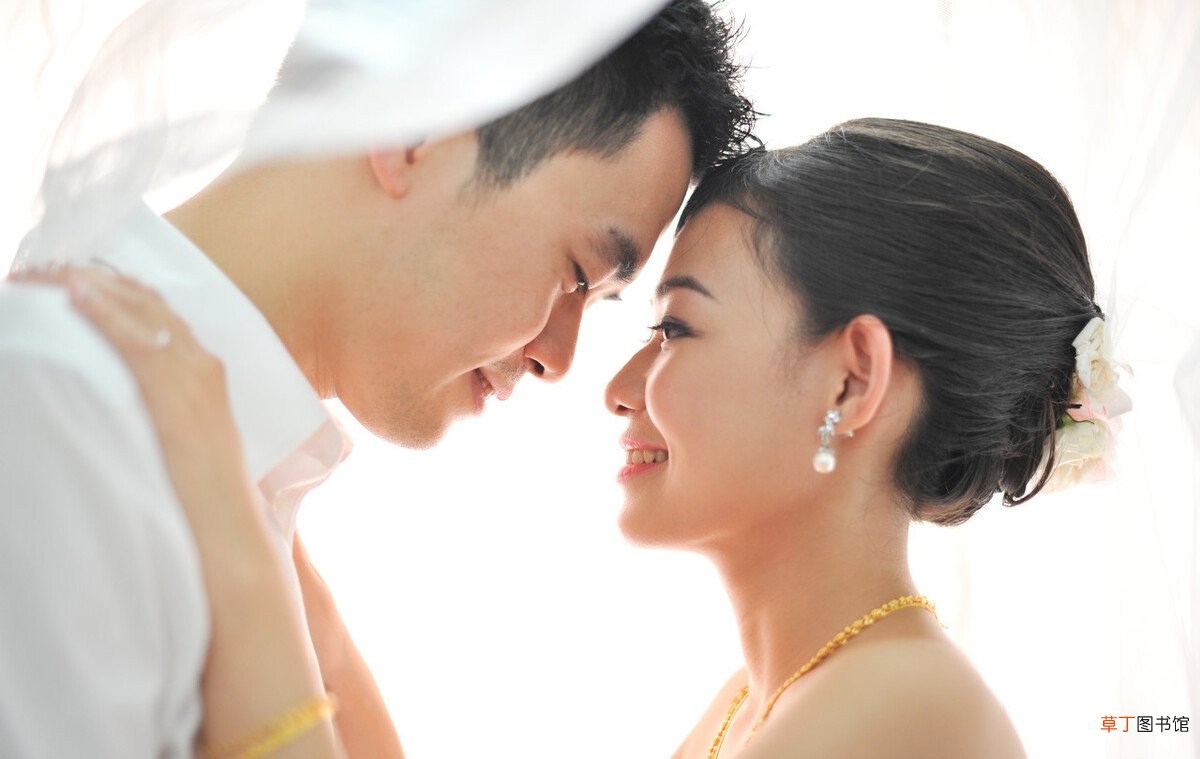 提亲带6样什么礼物 提亲和订婚有什么区别