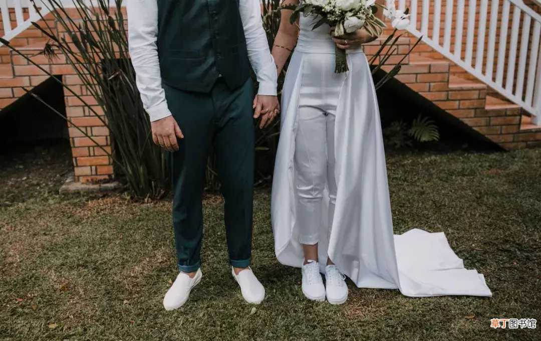 结婚当天男士穿什么鞋 男士结婚穿什么鞋