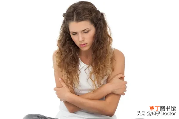 怎样能去除狐臭呢 生活中有哪些常见的去狐臭方法