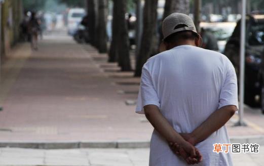 不想在人多的地方多呆一秒钟 小心是社交恐惧症