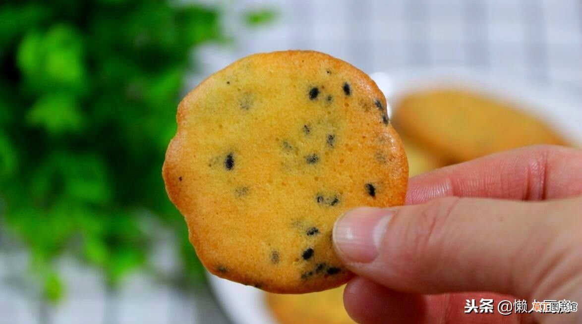 教你用烤箱做饼干 怎样用烤箱烤饼干)
