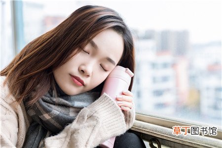 月经期前后女性不适宜游泳