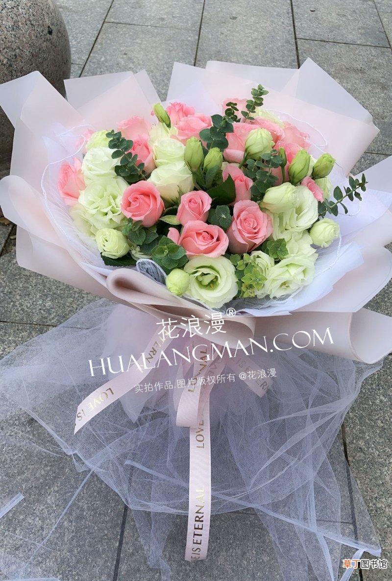女儿结婚纪念日母亲送什么花 父母结婚纪念日送什么花