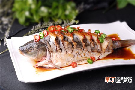 贴三伏贴可以吃鱼吗