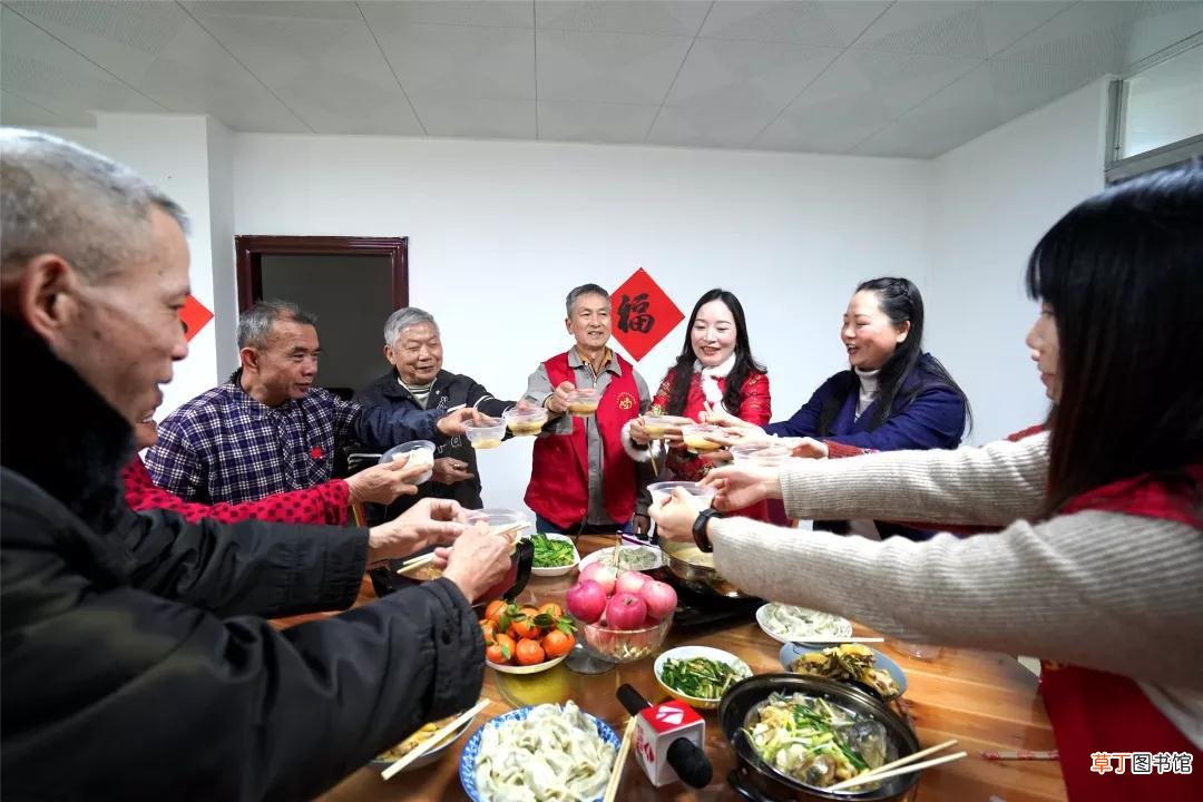 关于一家人温馨简短的句子有哪些？