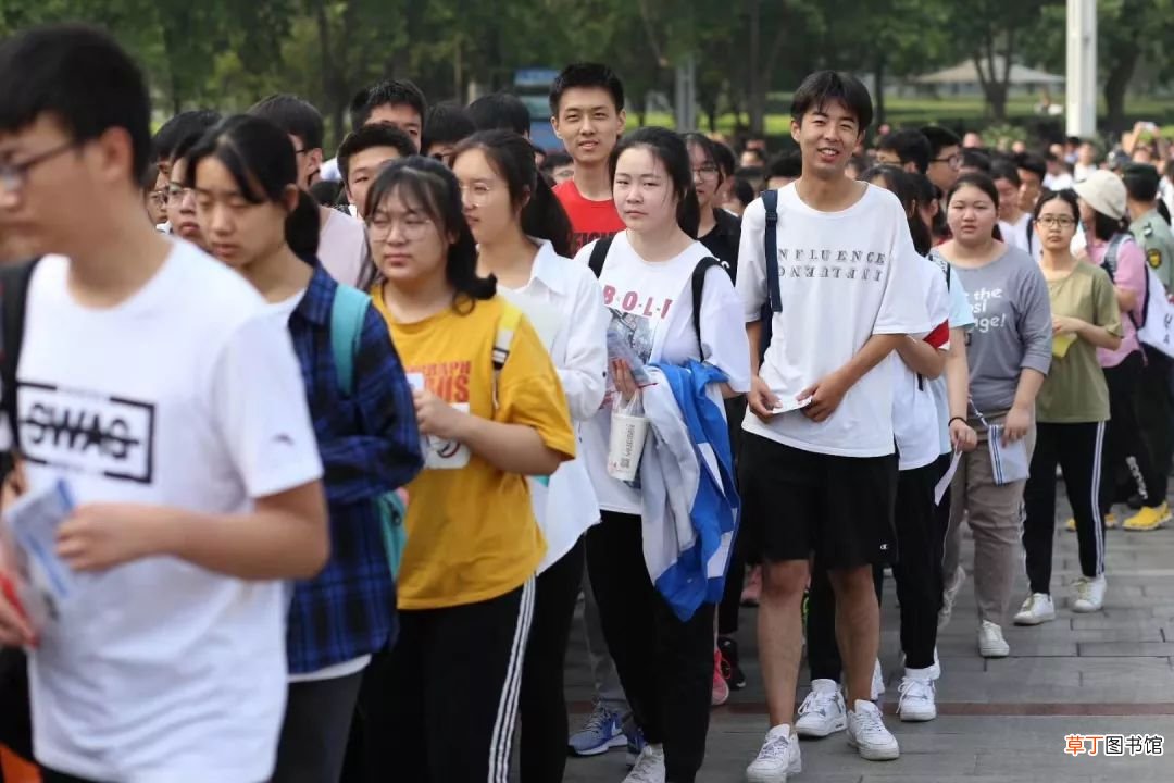 隔离的两名考生顺利开考 广州隔离病房考场2名考生顺利开考