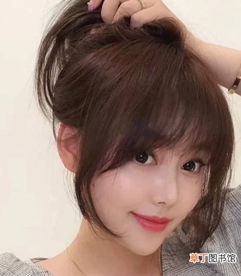 吃完火锅头发一股味道怎么去除