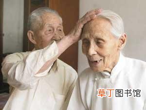 怎么判断老人快不行了-怎样判断老人即将去世