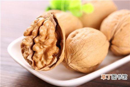 口腔溃疡可以吃核桃吗