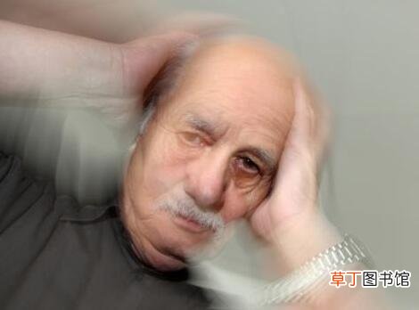 夏天小心中风,热中风威胁非常大