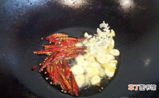 豇豆炒黄瓜的家常做法