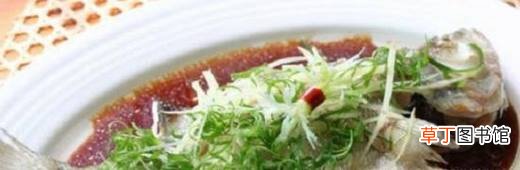 清蒸鲈鱼的正宗做法,怎么做清蒸鲈鱼？