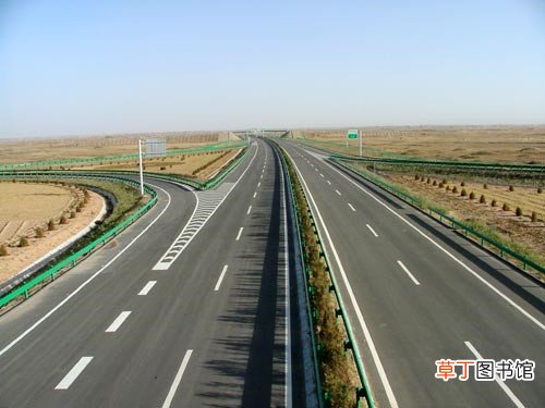 建筑企业资质申请直接被驳回是什么原因？