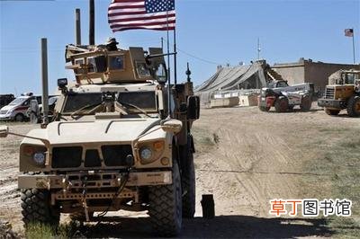 美军在叙利亚究竟在干什么？ 美军用300辆油罐车从叙利亚偷油